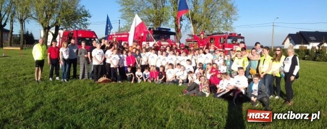 Zdjęcie w galerii na portalu naszraciborz.pl: Różni, ale razem - nowy projekt szkoły w Grzegorzowicach w ramach współpracy z czeską placówką wiadomości z regionu