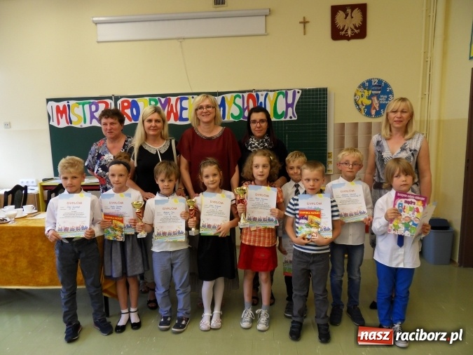 Zdjęcie w galerii na portalu naszraciborz.pl: Mistrz rozrywek umysłowych - dziewięć szkół rywalizowało w kolejnej edycji konkursu wiadomości z regionu