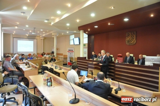 Zdjęcie w galerii na portalu naszraciborz.pl: Rondo, nowy most i wiadukt nad torami - poznaj zaprezentowane dziś szczegóły dotyczące wschodniej obwodnicy miasta wiadomości z regionu