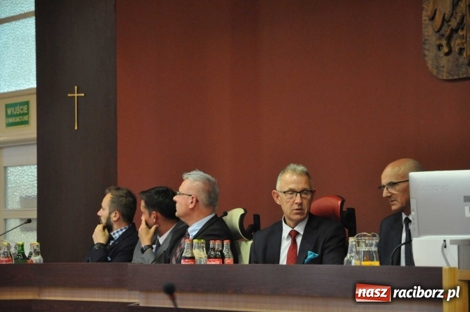 Zdjęcie w galerii na portalu naszraciborz.pl: Rondo, nowy most i wiadukt nad torami - poznaj zaprezentowane dziś szczegóły dotyczące wschodniej obwodnicy miasta wiadomości z regionu