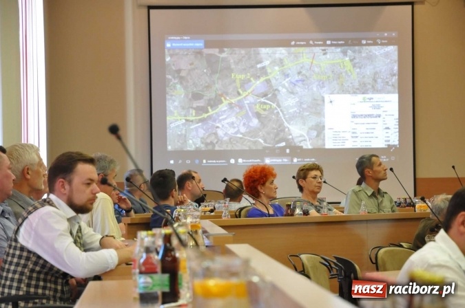 Zdjęcie w galerii na portalu naszraciborz.pl: Rondo, nowy most i wiadukt nad torami - poznaj zaprezentowane dziś szczegóły dotyczące wschodniej obwodnicy miasta wiadomości z regionu