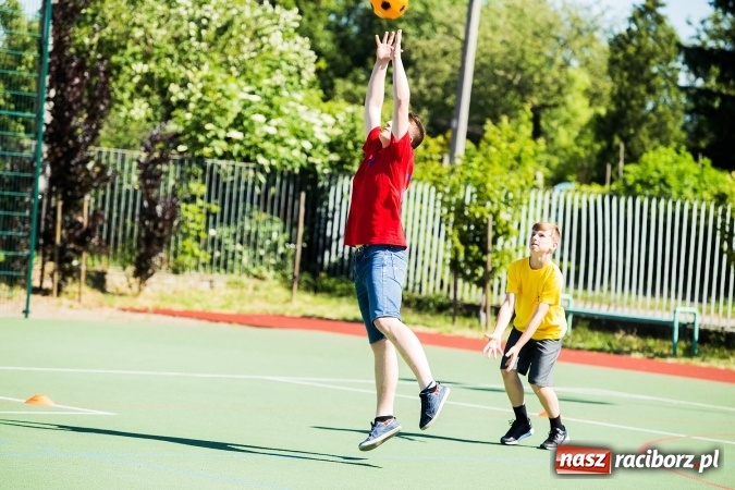 Zdjęcie w galerii na portalu naszraciborz.pl: Gimnazjada, czyli wielkie sportowe święto w G2 wiadomości z regionu