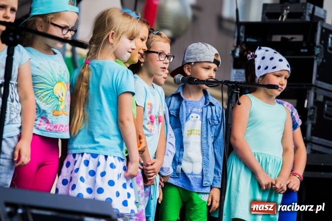 Zdjęcie w galerii na portalu naszraciborz.pl: XVII edycja Festynu Ekologicznego na rynku wiadomości z regionu