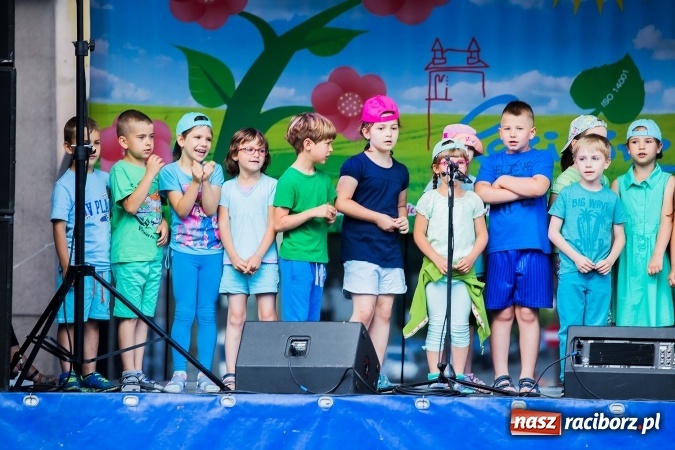 Zdjęcie w galerii na portalu naszraciborz.pl: XVII edycja Festynu Ekologicznego na rynku wiadomości z regionu