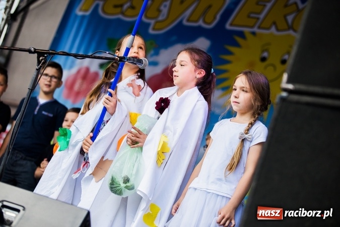 Zdjęcie w galerii na portalu naszraciborz.pl: XVII edycja Festynu Ekologicznego na rynku wiadomości z regionu