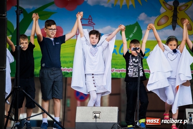 Zdjęcie w galerii na portalu naszraciborz.pl: XVII edycja Festynu Ekologicznego na rynku wiadomości z regionu