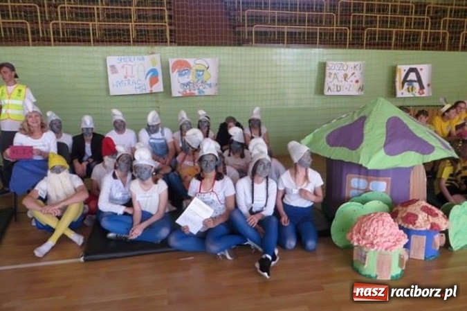 Zdjęcie w galerii na portalu naszraciborz.pl: W Kuźni Raciborskiej odbył się tradycyjny już turniej klas gimnazjalnych  wiadomości z regionu