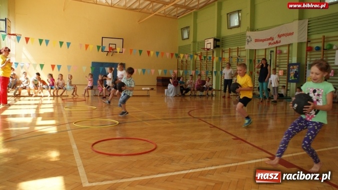 Zdjęcie w galerii na portalu naszraciborz.pl: Czerwcowy Turniej Przedszkolaków z bohaterami Astrid Lindgren  wiadomości z regionu