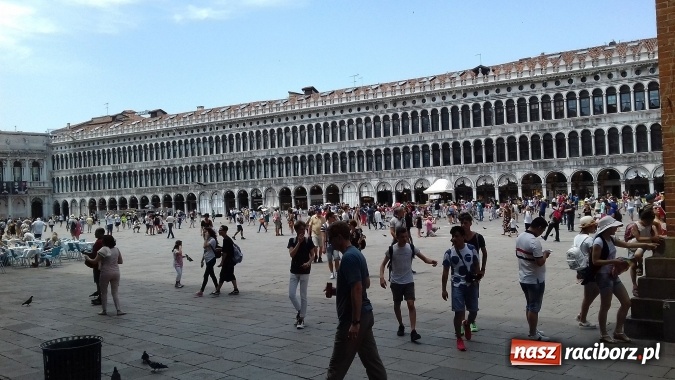 Zdjęcie w galerii na portalu naszraciborz.pl: Florencja-Rzym-Wenecja. Uczniowie CKZiU nr 1 w trasie!  wiadomości z regionu