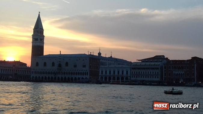 Zdjęcie w galerii na portalu naszraciborz.pl: Florencja-Rzym-Wenecja. Uczniowie CKZiU nr 1 w trasie!  wiadomości z regionu