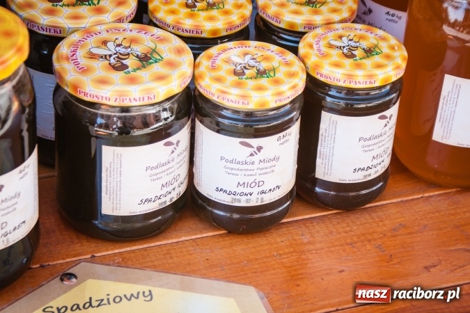 Zdjęcie w galerii na portalu naszraciborz.pl: Na placu Dominikańskim ruszył Jarmark św. Marcelego  wiadomości z regionu