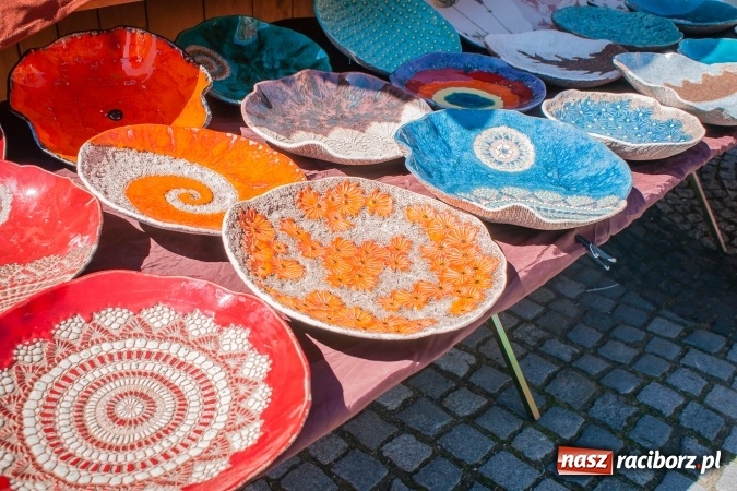 Zdjęcie w galerii na portalu naszraciborz.pl: Na placu Dominikańskim ruszył Jarmark św. Marcelego  wiadomości z regionu