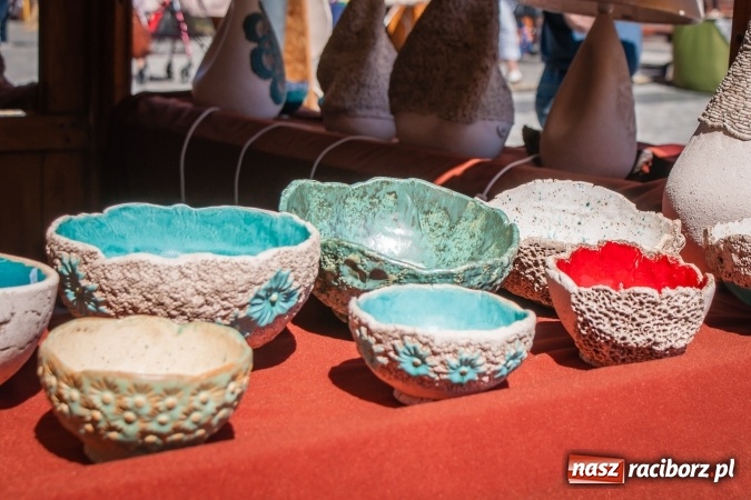 Zdjęcie w galerii na portalu naszraciborz.pl: Na placu Dominikańskim ruszył Jarmark św. Marcelego  wiadomości z regionu