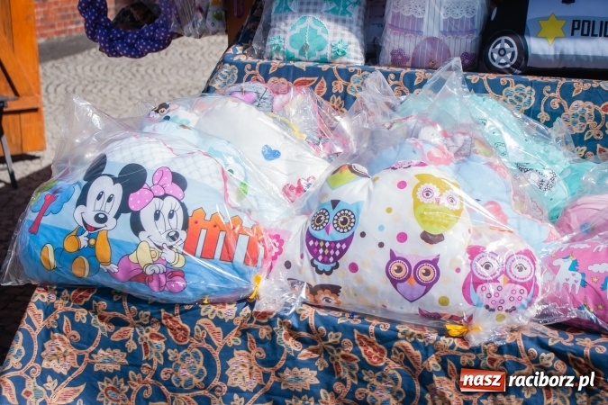 Zdjęcie w galerii na portalu naszraciborz.pl: Na placu Dominikańskim ruszył Jarmark św. Marcelego  wiadomości z regionu