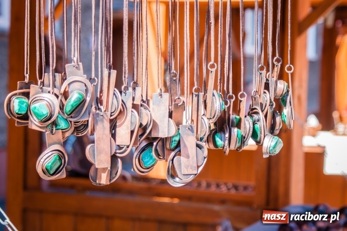 Zdjęcie w galerii na portalu naszraciborz.pl: Na placu Dominikańskim ruszył Jarmark św. Marcelego  wiadomości z regionu