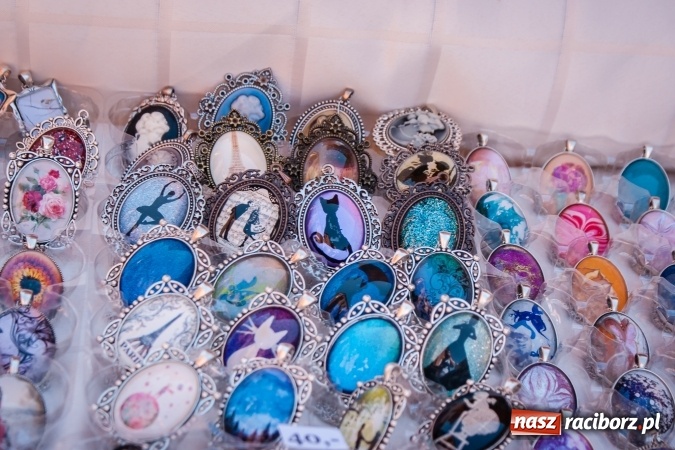 Zdjęcie w galerii na portalu naszraciborz.pl: Na placu Dominikańskim ruszył Jarmark św. Marcelego  wiadomości z regionu