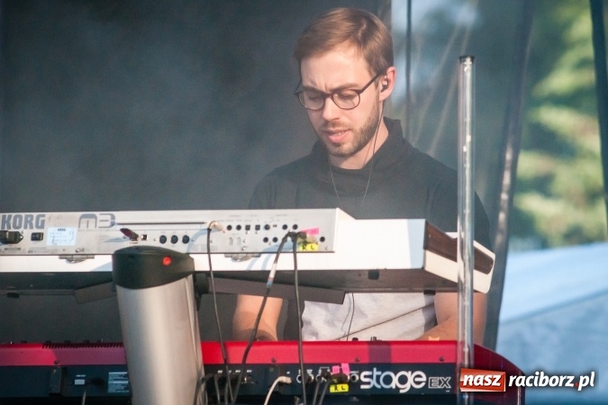 Zdjęcie w galerii na portalu naszraciborz.pl: Dni Raciborza 2017: Trwa koncert Dawida Kwiatkowskiego wiadomości z regionu