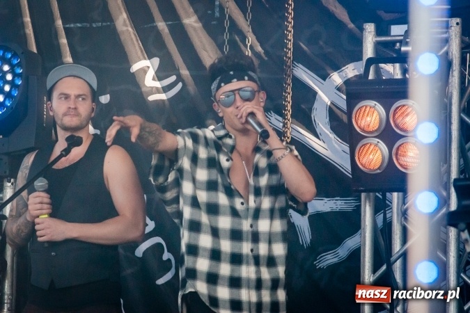 Zdjęcie w galerii na portalu naszraciborz.pl: Dni Raciborza 2017: Trwa koncert Dawida Kwiatkowskiego wiadomości z regionu