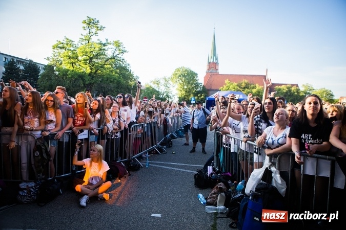 Zdjęcie w galerii na portalu naszraciborz.pl: Dawid Kwiatkowski gwiazdą pierwszego dnia obchodów Dni Raciborza wiadomości z regionu