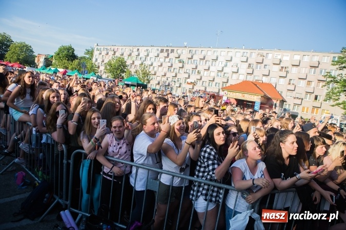Zdjęcie w galerii na portalu naszraciborz.pl: Dawid Kwiatkowski gwiazdą pierwszego dnia obchodów Dni Raciborza wiadomości z regionu