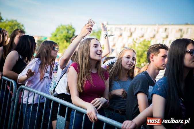 Zdjęcie w galerii na portalu naszraciborz.pl: Dawid Kwiatkowski gwiazdą pierwszego dnia obchodów Dni Raciborza wiadomości z regionu