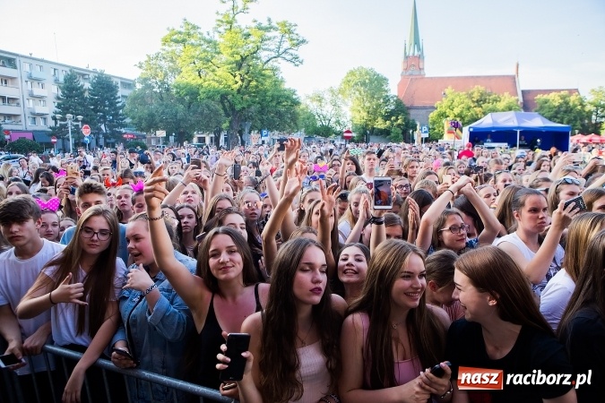 Zdjęcie w galerii na portalu naszraciborz.pl: Dawid Kwiatkowski gwiazdą pierwszego dnia obchodów Dni Raciborza wiadomości z regionu