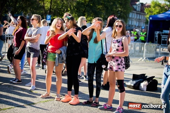 Zdjęcie w galerii na portalu naszraciborz.pl: Dawid Kwiatkowski gwiazdą pierwszego dnia obchodów Dni Raciborza wiadomości z regionu