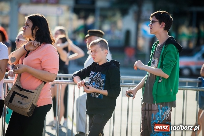 Zdjęcie w galerii na portalu naszraciborz.pl: Dawid Kwiatkowski gwiazdą pierwszego dnia obchodów Dni Raciborza wiadomości z regionu