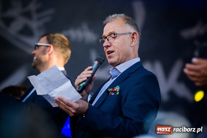 Zdjęcie w galerii na portalu naszraciborz.pl: Dawid Kwiatkowski gwiazdą pierwszego dnia obchodów Dni Raciborza wiadomości z regionu