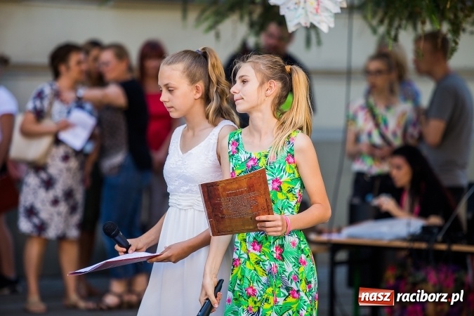 Zdjęcie w galerii na portalu naszraciborz.pl: Piknik rodzinny w Szkole Podstawowej nr 4  wiadomości z regionu