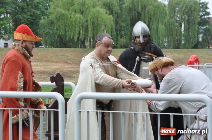 Zdjęcie w galerii na portalu naszraciborz.pl: Książę Kazimierz ogłosił lokację miasta Raciborza FOTO i WIDEO wiadomości z regionu