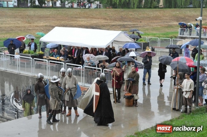 Zdjęcie w galerii na portalu naszraciborz.pl: Książę Kazimierz ogłosił lokację miasta Raciborza FOTO i WIDEO wiadomości z regionu
