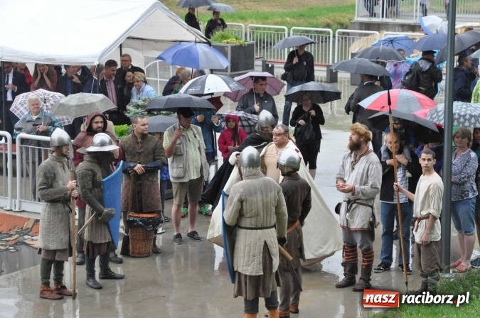 Zdjęcie w galerii na portalu naszraciborz.pl: Książę Kazimierz ogłosił lokację miasta Raciborza FOTO i WIDEO wiadomości z regionu