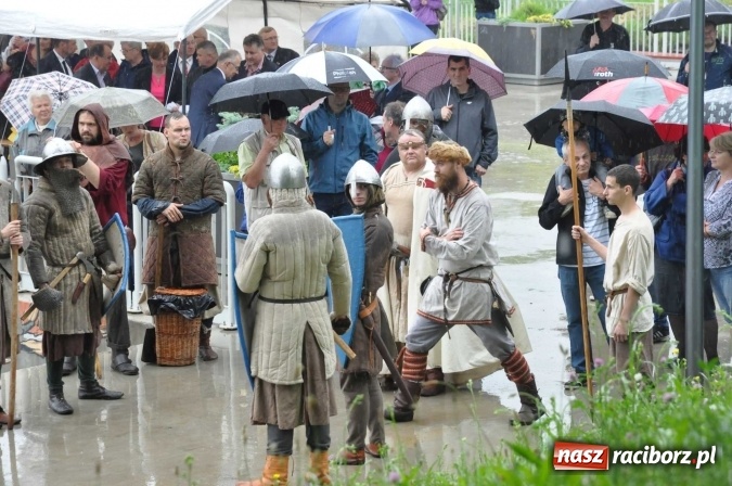 Zdjęcie w galerii na portalu naszraciborz.pl: Książę Kazimierz ogłosił lokację miasta Raciborza FOTO i WIDEO wiadomości z regionu