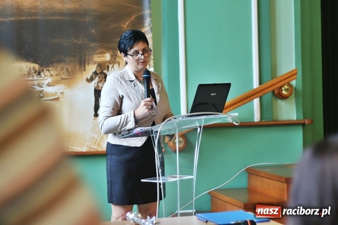 Zdjęcie w galerii na portalu naszraciborz.pl: Uniwersytet Dziecięcy w Raciborzu zakończył rok akademicki  wiadomości z regionu