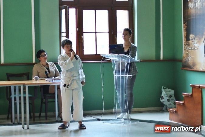 Zdjęcie w galerii na portalu naszraciborz.pl: Uniwersytet Dziecięcy w Raciborzu zakończył rok akademicki  wiadomości z regionu