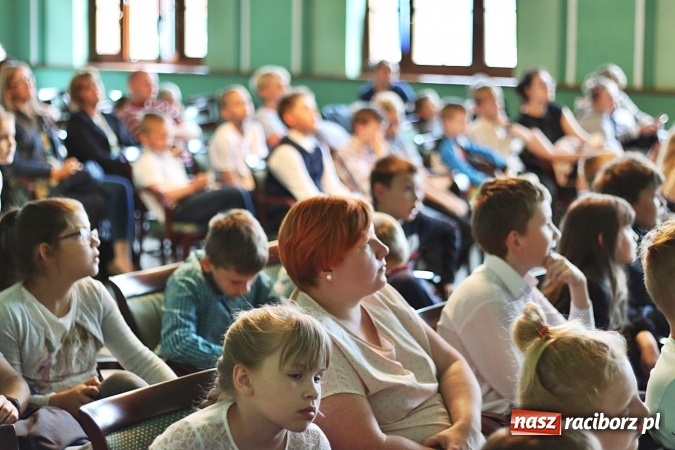 Zdjęcie w galerii na portalu naszraciborz.pl: Uniwersytet Dziecięcy w Raciborzu zakończył rok akademicki  wiadomości z regionu