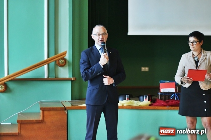 Zdjęcie w galerii na portalu naszraciborz.pl: Uniwersytet Dziecięcy w Raciborzu zakończył rok akademicki  wiadomości z regionu