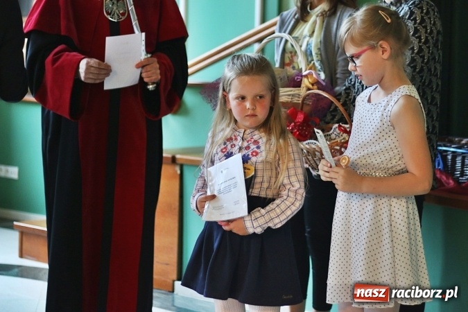 Zdjęcie w galerii na portalu naszraciborz.pl: Uniwersytet Dziecięcy w Raciborzu zakończył rok akademicki  wiadomości z regionu