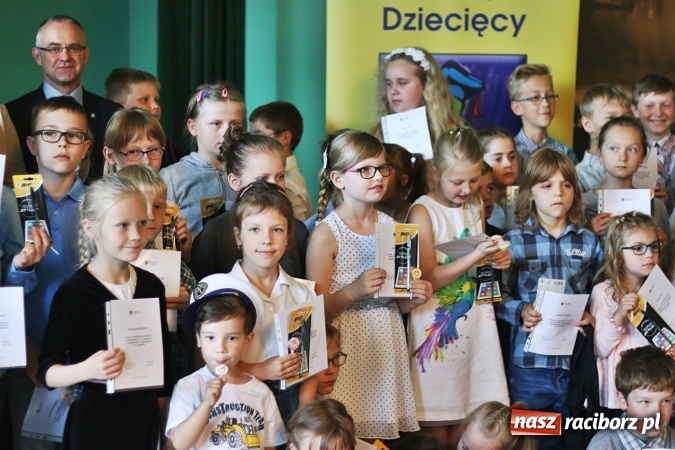 Zdjęcie w galerii na portalu naszraciborz.pl: Uniwersytet Dziecięcy w Raciborzu zakończył rok akademicki  wiadomości z regionu