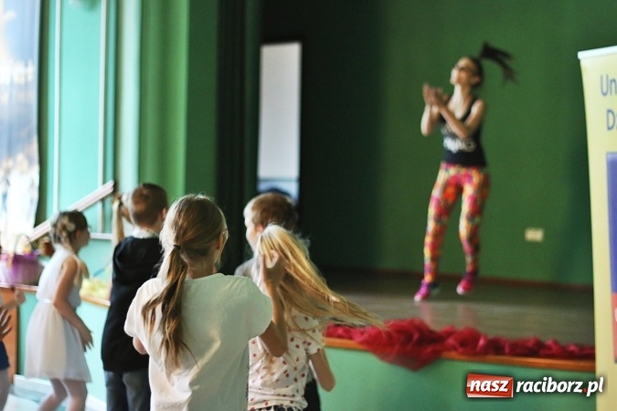 Zdjęcie w galerii na portalu naszraciborz.pl: Uniwersytet Dziecięcy w Raciborzu zakończył rok akademicki  wiadomości z regionu