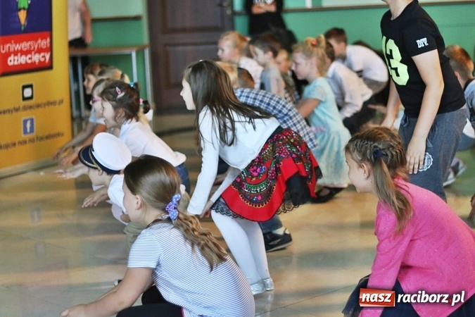 Zdjęcie w galerii na portalu naszraciborz.pl: Uniwersytet Dziecięcy w Raciborzu zakończył rok akademicki  wiadomości z regionu