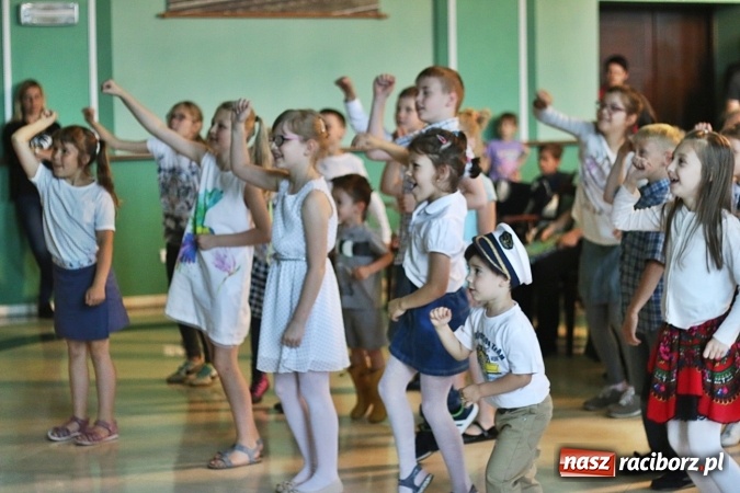 Zdjęcie w galerii na portalu naszraciborz.pl: Uniwersytet Dziecięcy w Raciborzu zakończył rok akademicki  wiadomości z regionu