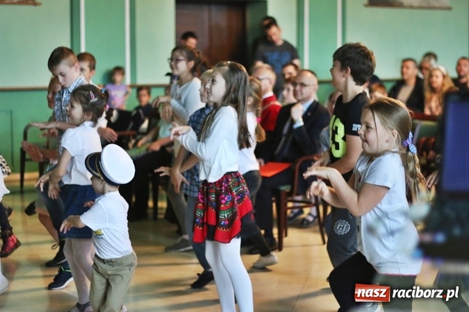 Zdjęcie w galerii na portalu naszraciborz.pl: Uniwersytet Dziecięcy w Raciborzu zakończył rok akademicki  wiadomości z regionu