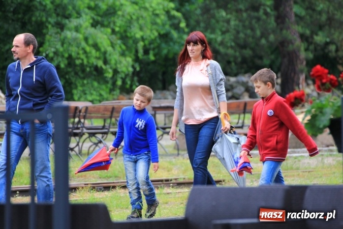 Zdjęcie w galerii na portalu naszraciborz.pl: Parada taboru kolejowego w Rudach z okazji Święta Szlaku Zabytków Techniki wiadomości z regionu