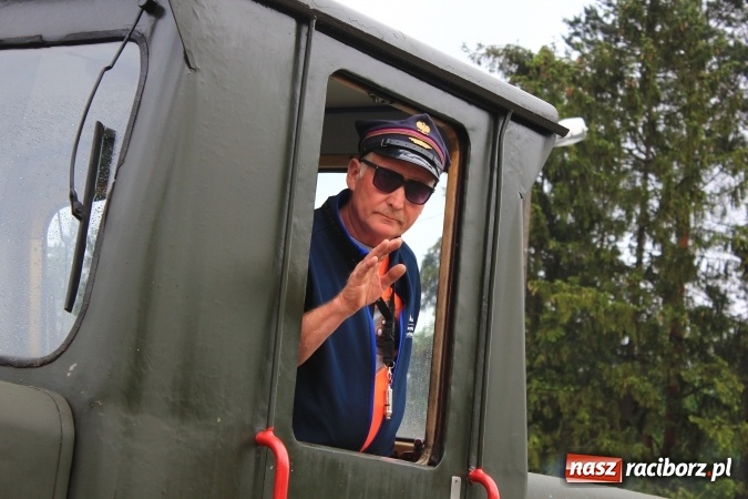 Zdjęcie w galerii na portalu naszraciborz.pl: Parada taboru kolejowego w Rudach z okazji Święta Szlaku Zabytków Techniki wiadomości z regionu