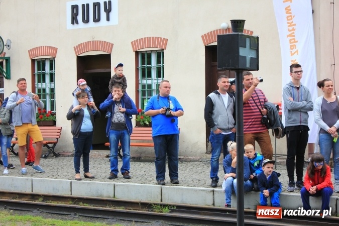 Zdjęcie w galerii na portalu naszraciborz.pl: Parada taboru kolejowego w Rudach z okazji Święta Szlaku Zabytków Techniki wiadomości z regionu