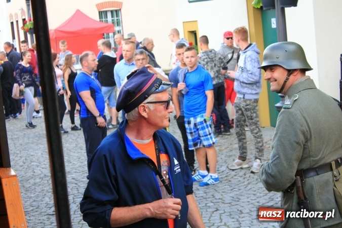 Zdjęcie w galerii na portalu naszraciborz.pl: Parada taboru kolejowego w Rudach z okazji Święta Szlaku Zabytków Techniki wiadomości z regionu