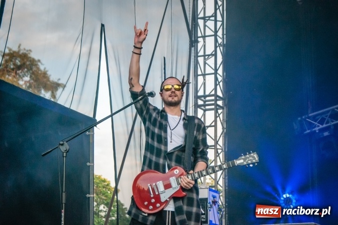 Zdjęcie w galerii na portalu naszraciborz.pl: Koncert Afromental na Dni Raciborza 2017 wiadomości z regionu