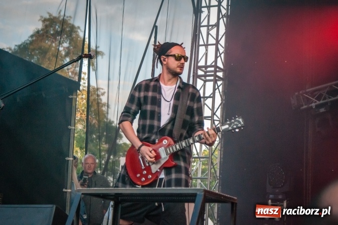 Zdjęcie w galerii na portalu naszraciborz.pl: Koncert Afromental na Dni Raciborza 2017 wiadomości z regionu